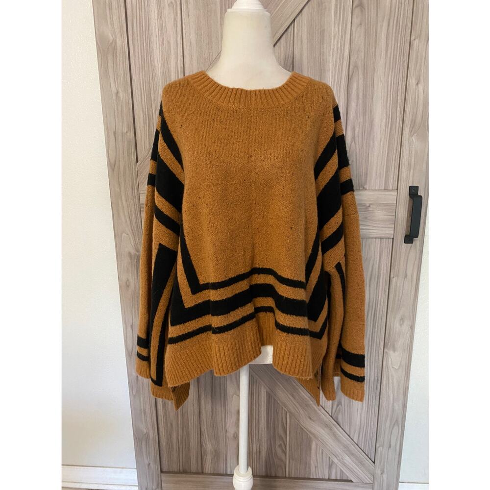Cliche  extra large, black and brown sweater